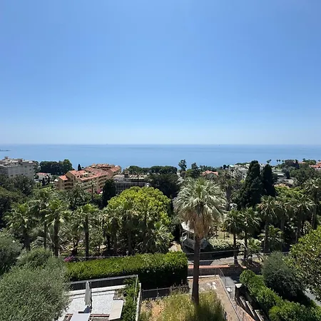 Sea-view With Private Parking! Your Choice شقة