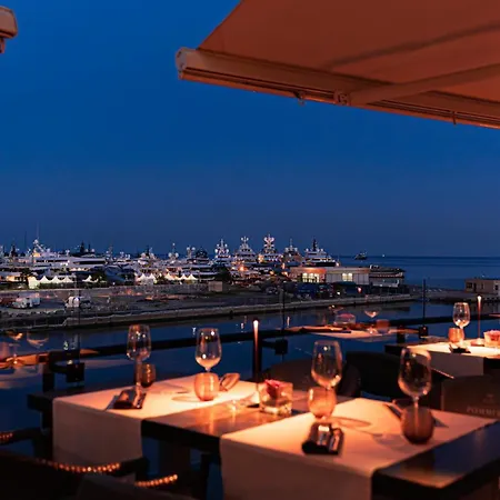 Sea-view With Private Parking! Your Choice